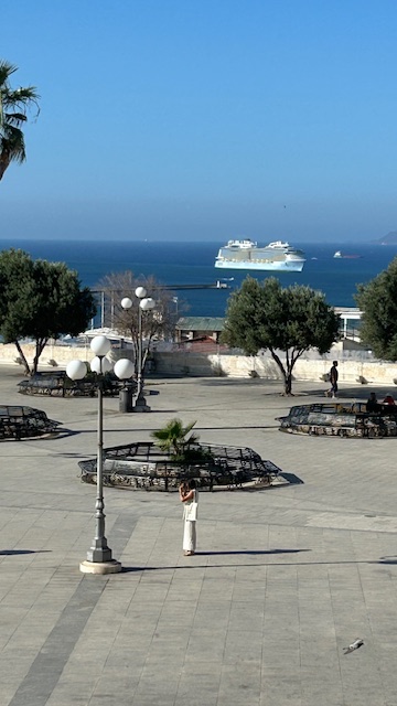 BASTIONE CON NAVE